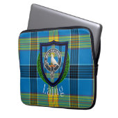 Laing Scottish Clan Tartan & Crest ラップトップスリーブ (正面左)