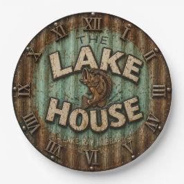 Lake House Bass Fishing Rustic Angler Cabin ペーパープレート