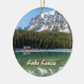 Lake Louiseの隣のボートハウス – Banff, Canada セラミックオーナメント (左)