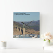 Lake Oroville & Enterprise Bridgeの写真（24時間対応）。 スクエア壁時計 (ホーム)