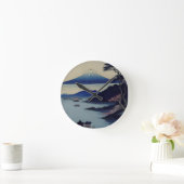 Lake, Pine and Mountain - Japan ラウンド壁時計 (ホーム)