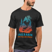 Lake Rabun Shark Free and Unsalted Funny Nature    Tシャツ (正面)