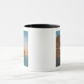 Lake Tahoe, CA - Lake ViewのCave Rock マグカップ (中央)