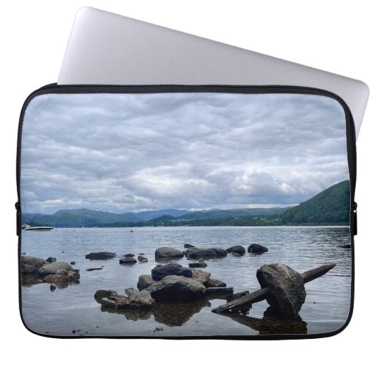 Lake view ラップトップスリーブ (正面)