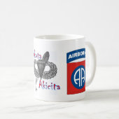 Lakota Akicitaのマグ コーヒーマグカップ (正面右)