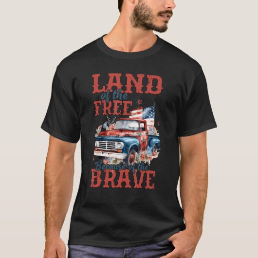 Land Of The Free Because Of The Brave USA Flag 4th Tシャツ (正面)