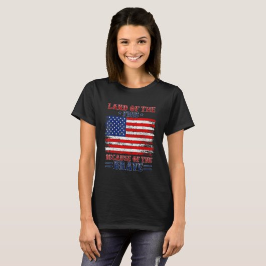 Land Of The Free Because Of The Brave Western 4th  Tシャツ (正面フル)