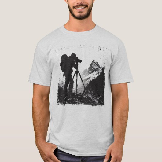 Landscape Photography Photographer Camera Tripod Tシャツ (正面)