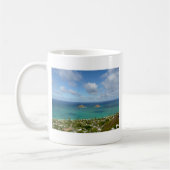 Lanikaiの海岸の沖のMoks コーヒーマグカップ (左)