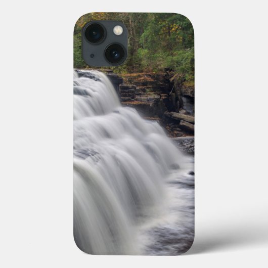 L'Anse近くのスタージョン川のキャニオンフォールズ Case-Mate iPhoneケース (裏面)