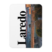 Laredo、スカイマグネットにLaredoを搭載したTXスカイライン マグネット (縦)