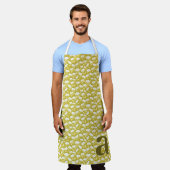 Large Letter Monogram Dark Gold Floral Pattern エプロン (着用した状態)