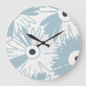 Large Retro Daisy Flower Power Dusty Sky Blue ラージ壁時計 (正面)