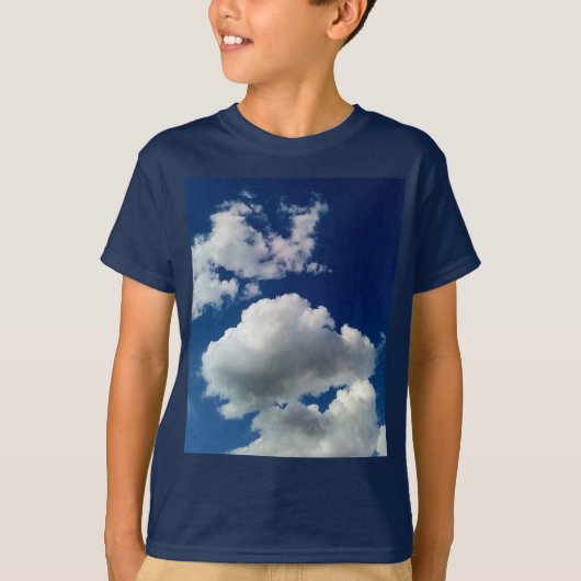 Large soft clouds tシャツ (正面)