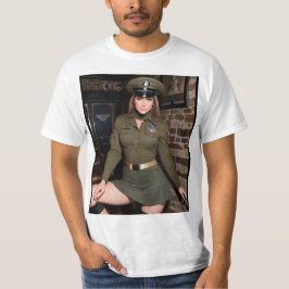 Las mujeres militares también se divierten tシャツ