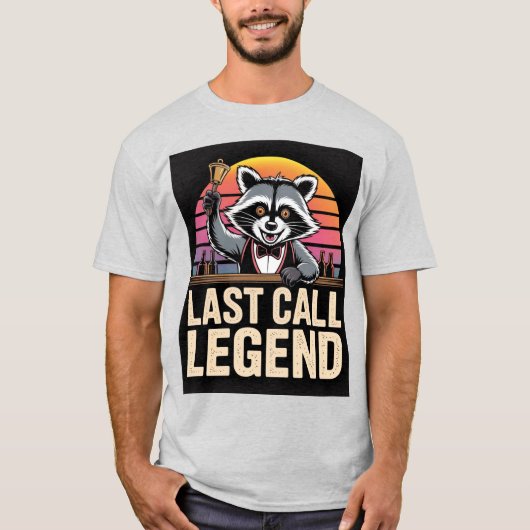Last Call Legend Raccoon Bartender Shirt Tシャツ (正面)