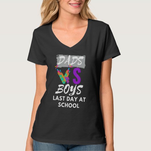 last day at school Out of school summer school tea Tシャツ (正面)