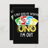 Last Day Of School 2023 Uno I'm Out Shirt Class Of 招待状 (正面/裏面)