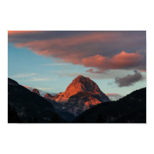 Last light of sun on mountain Mangart，スロベニア