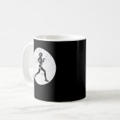 Läuferin trainiert für die nächste Langstrecke コーヒーマグカップ (正面左)