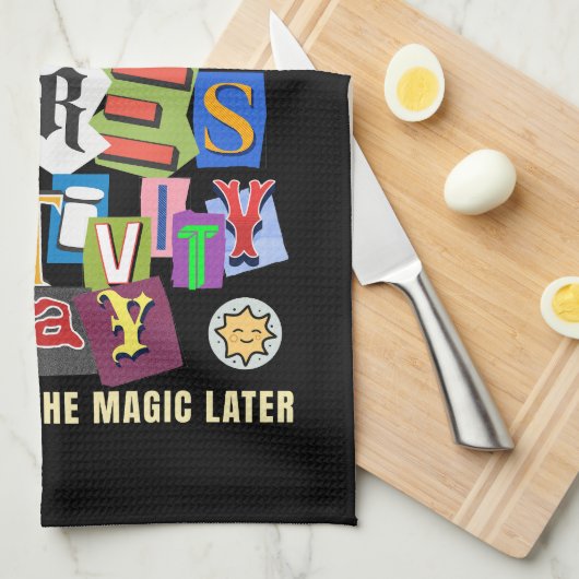 Laugh Often – Positive Typography Quote Design キッチンタオル (四つ折り)