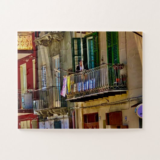 Laundry on the Balcony in Sicily ジグソーパズル (横)