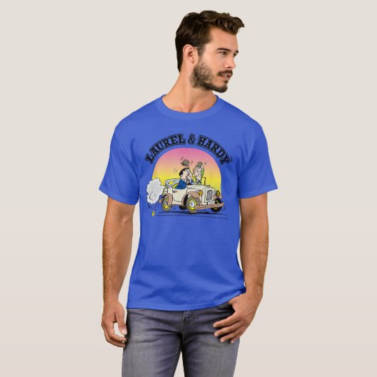 Laurel Hardy Comic Book Driving Car funny Tシャツ (正面フル)