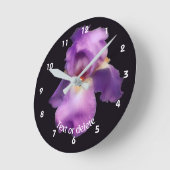 Lavender Bearded Iris Flower Personalized ラウンド壁時計 (傾斜)