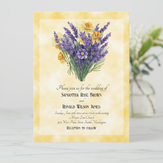 Lavender & Daffodils on Yellow Background 結婚's 招待状 (スタンド正面)