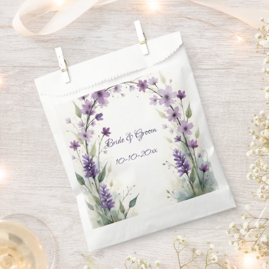 Lavender Lilac Floral Arch Wedding Favor Bag フェイバーバッグ (クリップ留めされた状態)