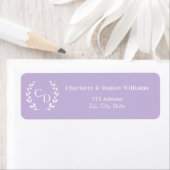 Lavender monogram initials wreath return address ラベル (インサイチュ)