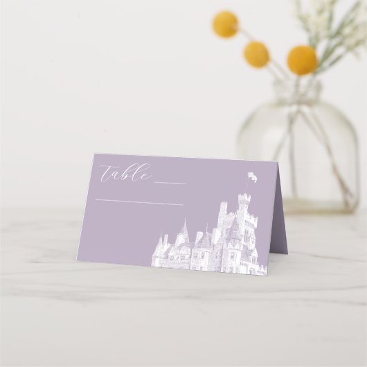 Lavender Vintage Castle Illustration Wedding プレイスカード (正面)