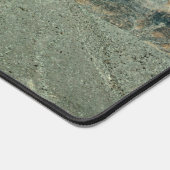 Layered Peaks of the Mojave Desert デスクマット (コーナー)