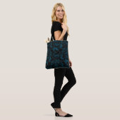 Layering Fishes Pattern 01.blue.b D black BG トートバッグ (モデル)