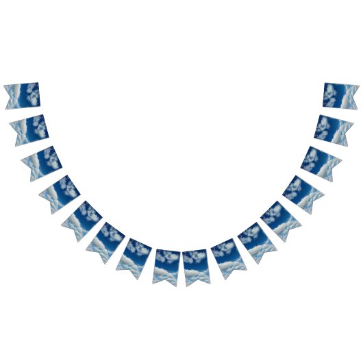 Layers in the clouds バンティングフラッグ (全)