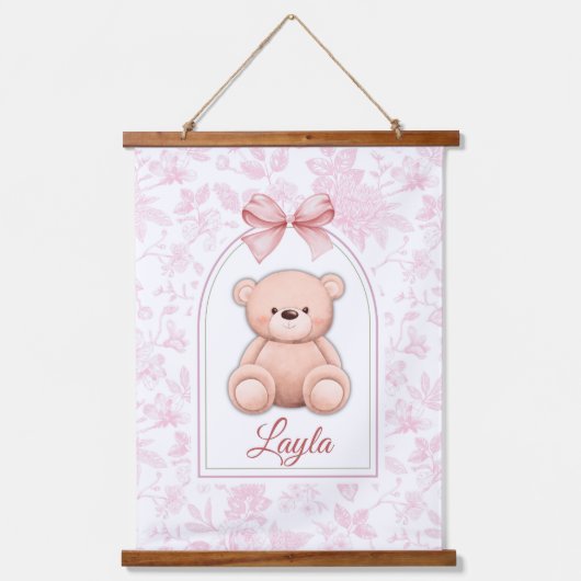 Layla | Custom Pink Teddy Bear Nursery Design  吊り下げ型タペストリー (正面)