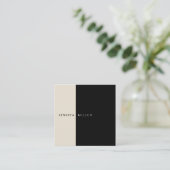 Layout モダン Black & Bege Social Media スクエア名刺 (スタンド正面)