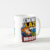 Lazy Cat Energy Saving Mode Funny Mug — Cat Lover コーヒーマグカップ (正面右)