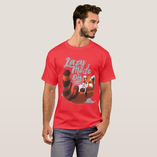 Lazy mode ON Cute Red Panda Fluffy Coffe Animal fu Tシャツ (正面フル)