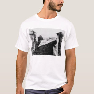 Le Grasの最初写真の窓からの眺め Tシャツ