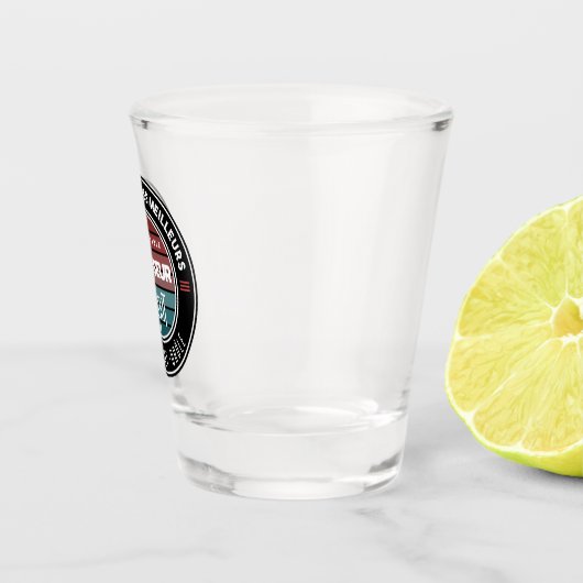 Le véritable chasseur parfait ショットグラス (右)