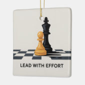 Lead With Effort セラミックオーナメント (左)