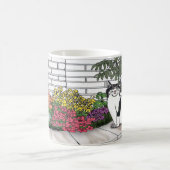 "Leada庭"の変形させるコーヒー・マグ モーフィングマグカップ (中央)