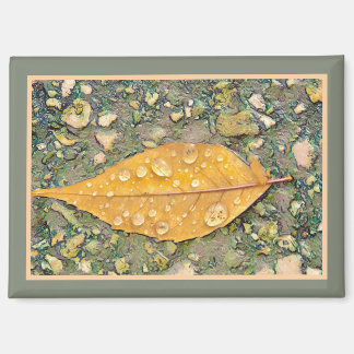 LEAF WITH RAINDROPS Magnet マグネット