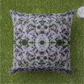 Leafy Creeping Vine Drawing Pattern With Pastels アウトドアクッション (芝生)