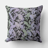 Leafy Creeping Vine Drawing Pattern With Pastels アウトドアクッション (正面)