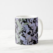 Leafy Creeping Vine Drawing Pattern With Pastels コーヒーマグカップ (正面右)