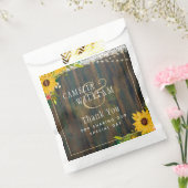 LeahG素朴 Sunflowers Lace Lights Wood 結婚's フェイバーバッグ (封をした状態)