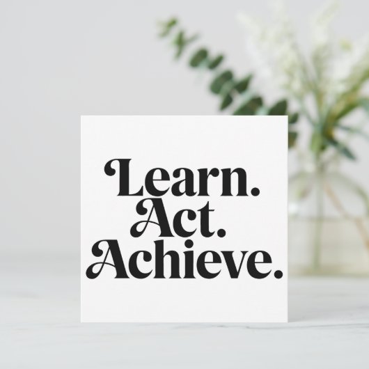 "Learn. Act. Achieve." - Art Typographique Minimal シーズンカード (スタンド正面)