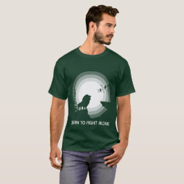 Learn to Fight Alone – Lion Under Moonlight Tシャツ